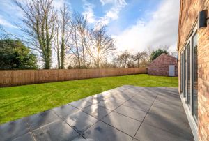 Artists Impression of Finish - click for photo gallery